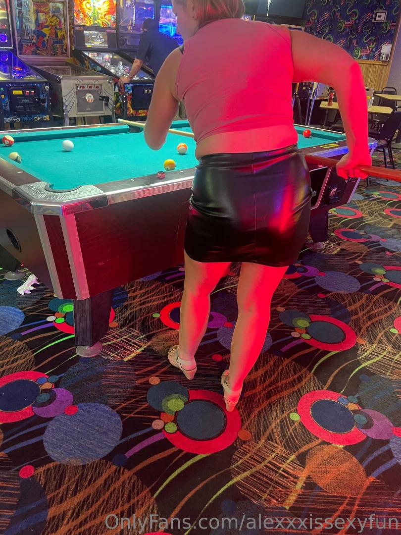 Had a fun night at the bowling alley playing pool and pinball met up part 1 