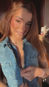 Bajo un poquito m s