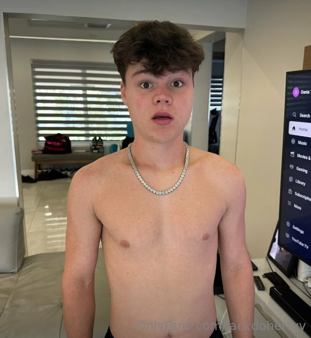 My scandal was leaked did you fucking see it 