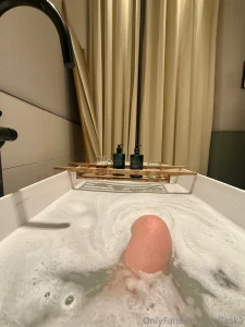 Free chat available now