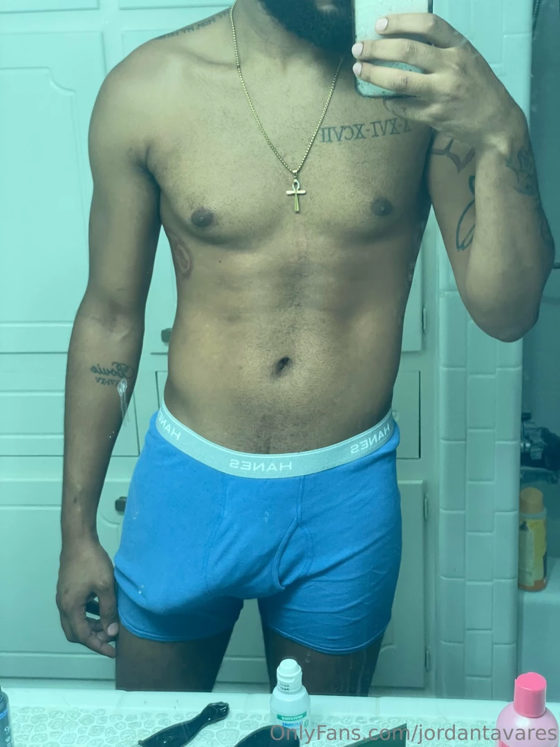 My best friend and roommate bigdaddyblack16 got the biggest dick i part 2 