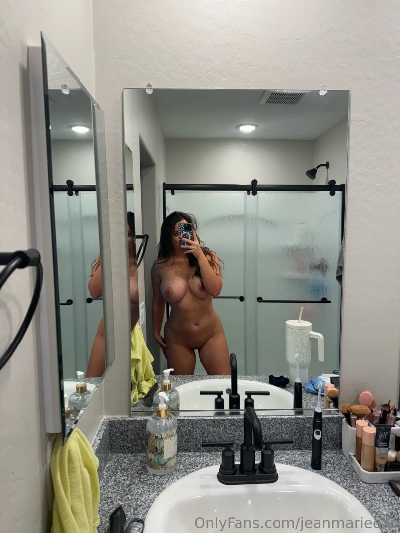 Happy saturday dm me and tell me your plans for today 