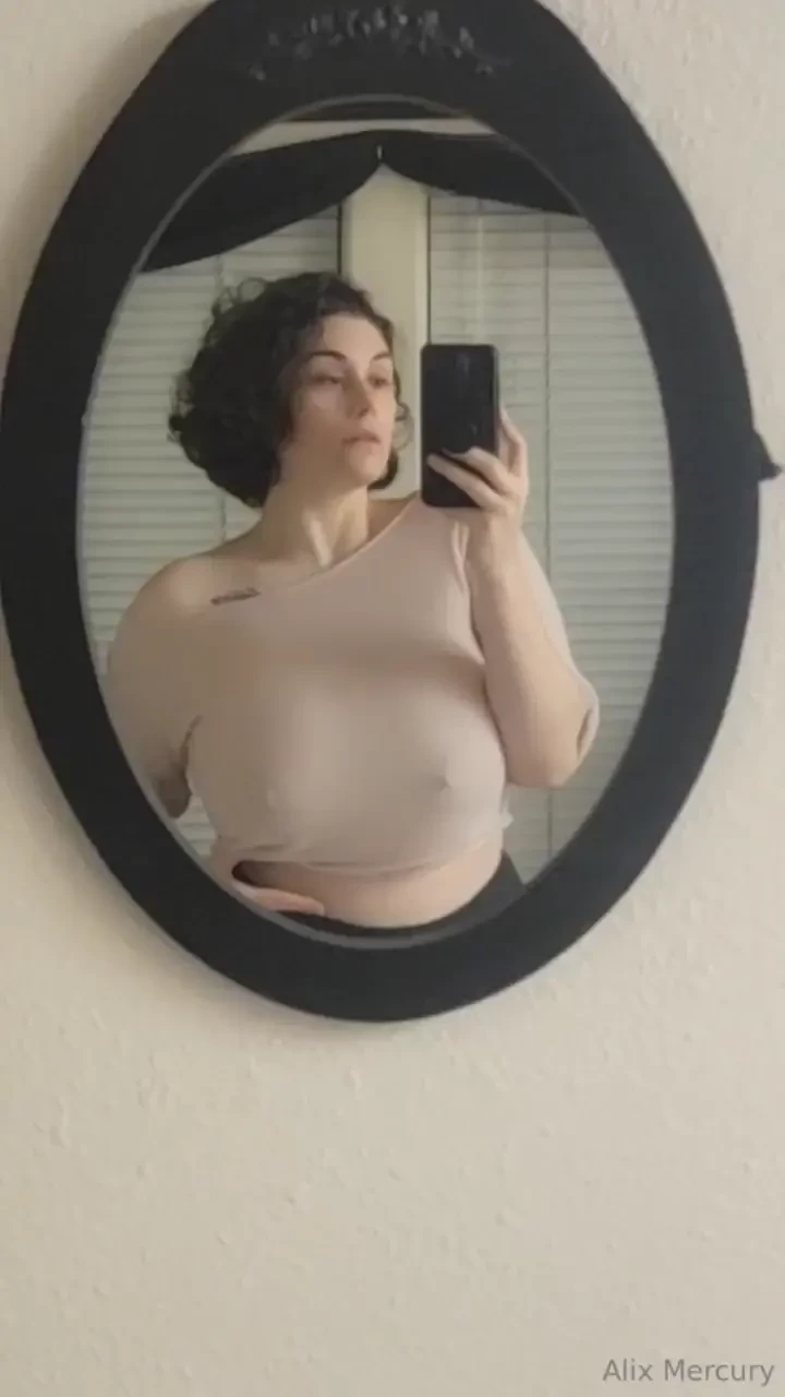 Just breaking in the mirror i put up in the mudroom 