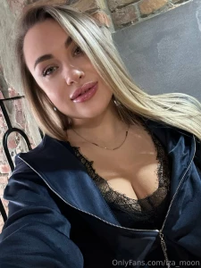 I tried to be modest once but it s boring