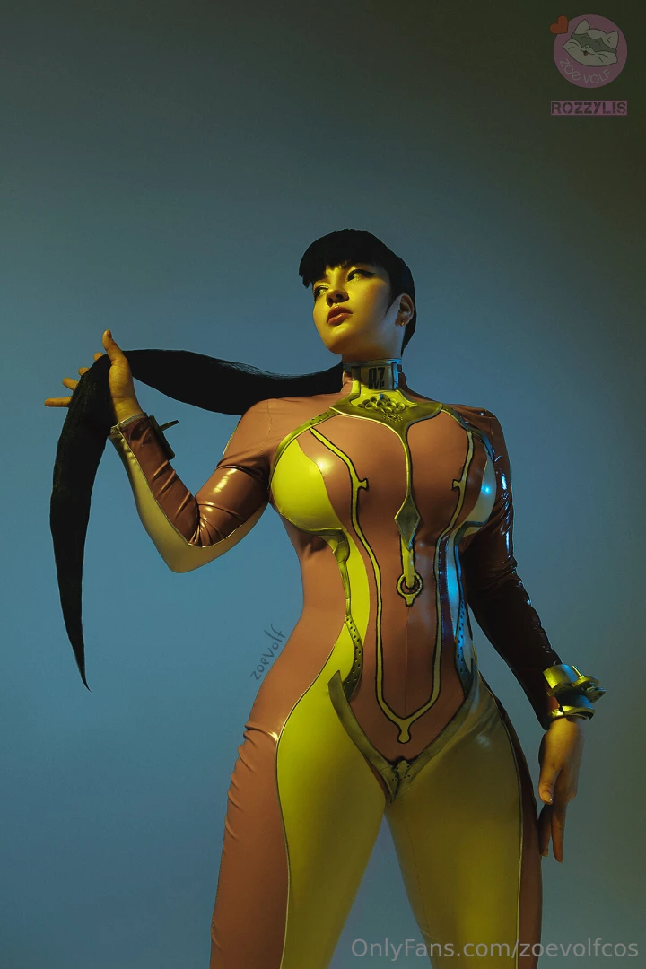 Skin tight suits on me yes please 