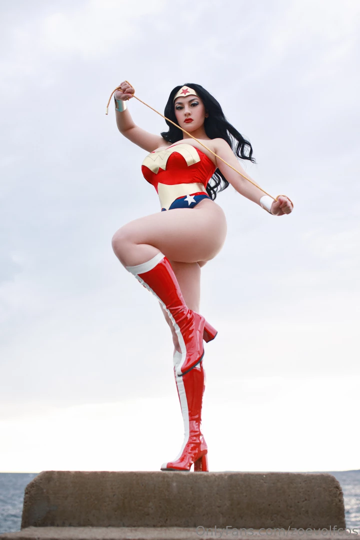 Gonna make you tell me all your deepest secrets 