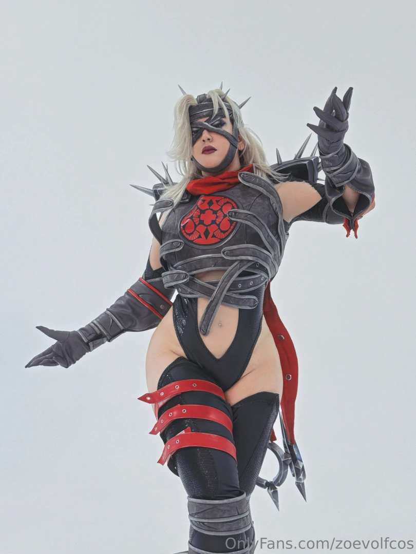 Behind the scenes of my malice photoshoot swipe to see more booty and part 2 