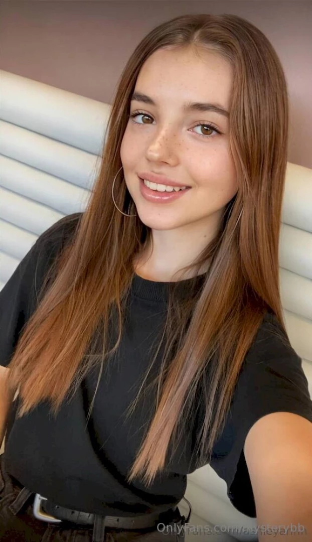 Athletic beauty ashleyannn with a juicy ass this sweet pussy loves to part 150 