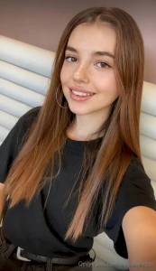 Athletic beauty ashleyannn with a juicy ass this sweet pussy loves to part 150