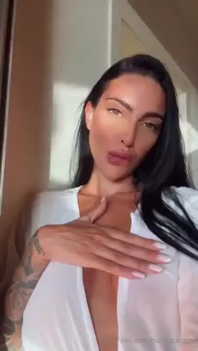 Che gioved noioso vieni a farmi compagnia in chat 