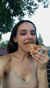 Hungryy sexy new fitness bigboobs mode dirty croptop pretty cute tits