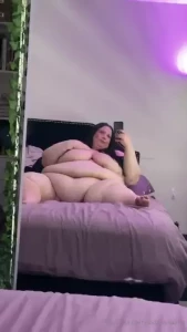 This is me living peak goddess life who will serve me with all that i