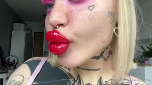 Look how light amazing reflecting on my big lips in red lipstick what