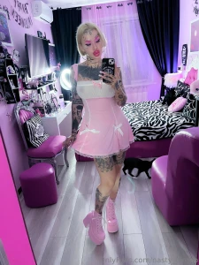 Hello my lovers i wish you a nice and hot week im finally feeling