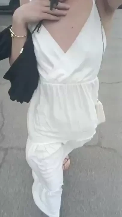 Oggi a pranzo fuori chi viene con me 