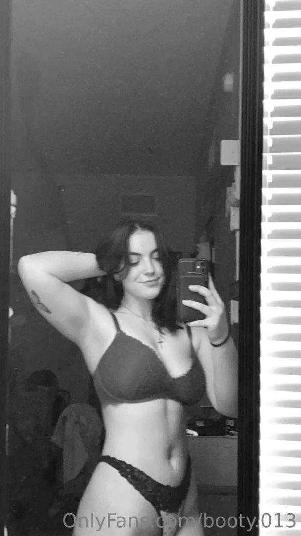 Help me get these pants up 