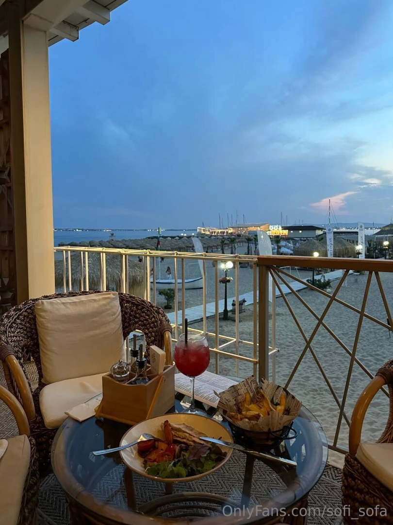 Walking through historical places is a great time what historical city 