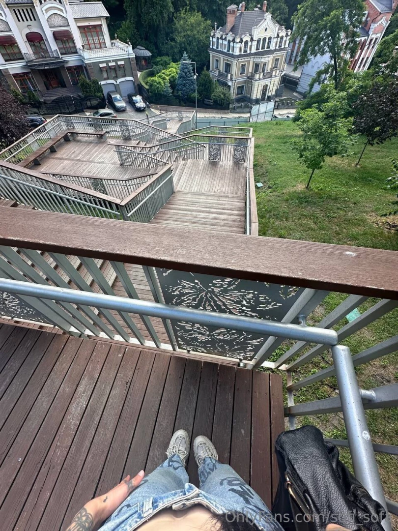 What does a nice walk in the city mean to you for me it s new places 