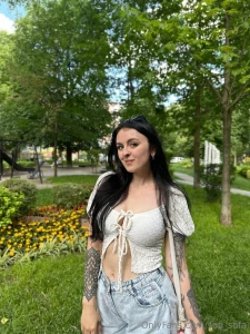 Beautiful weather for a walk i feel every ray of sunshine and every