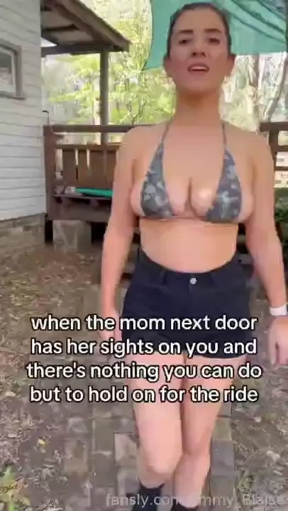 Like watching me walk and jiggle hotmom bigboobs aussie aussiemum 