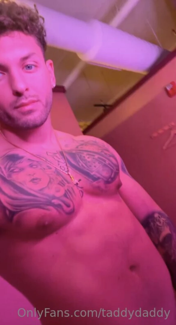 No i haven t been here all day i just like this light 