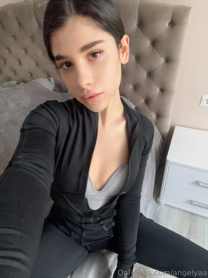 College_girl_evelin my hot friend college_girl_evelin loves to show part 73 