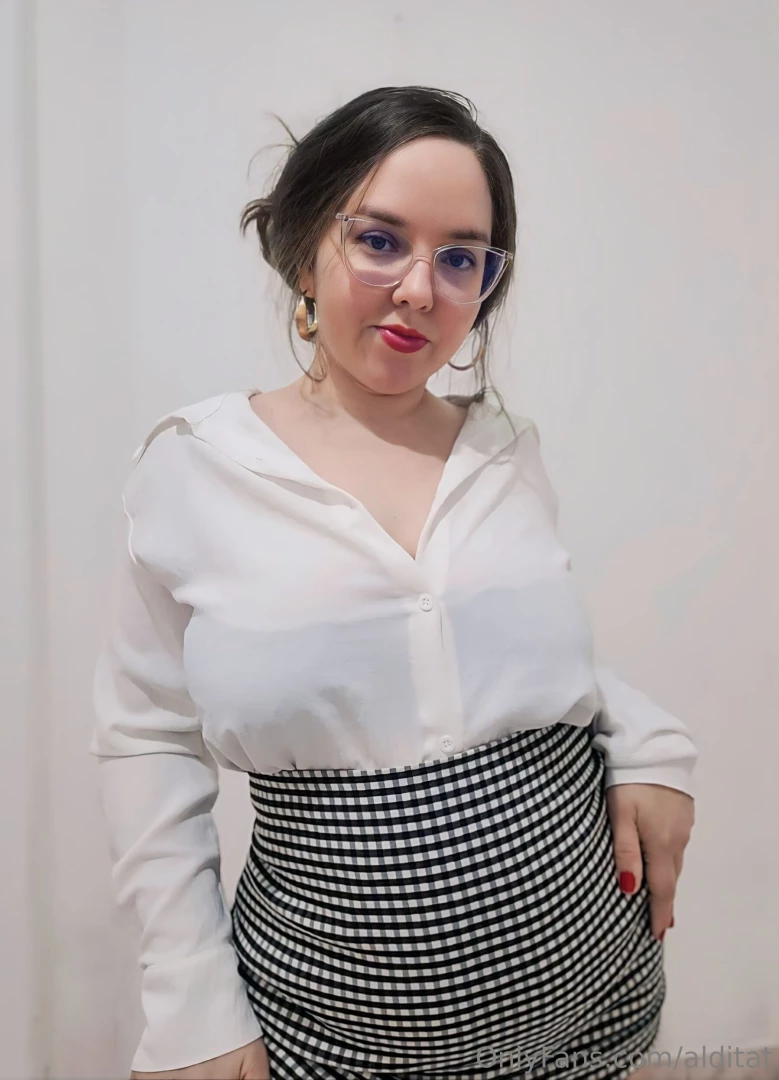 Happy day my love do you want to see the photos i took afterwards you 