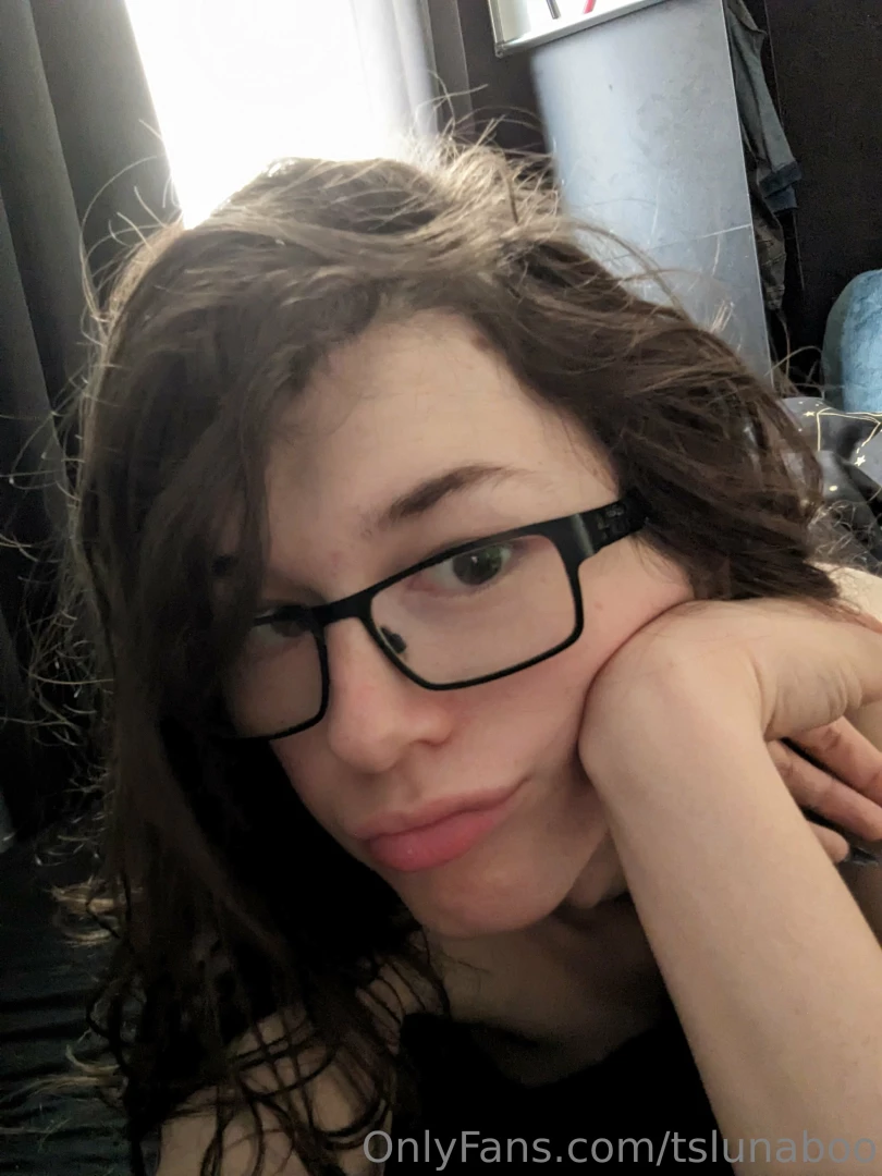 Hey fluffs id like to apologize for the lack of posts i ve recently 