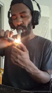 In towlies voice wanna get high