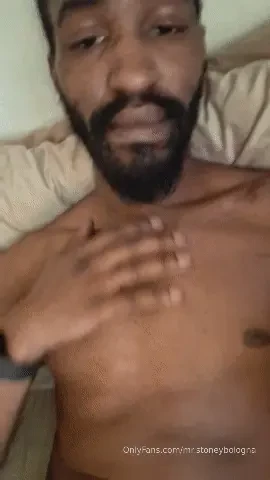 Wood morning would you like some nudes and a little cockplay to start 