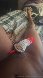 Yo wanna wake and bake with me