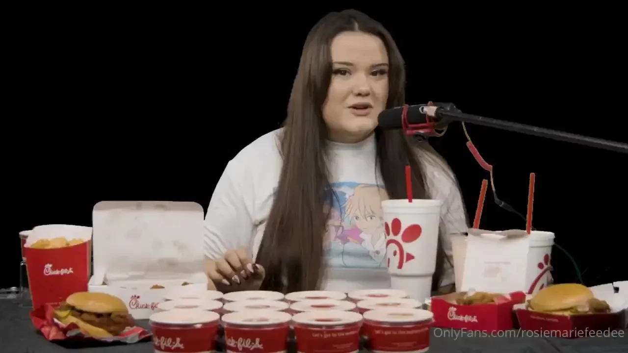 This mukbang youtuber has a secret she enjoys her meals way more than 