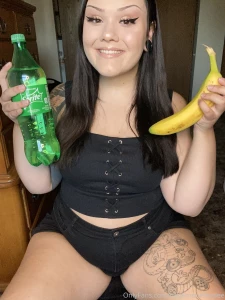 Guys i did my first banana and sprite bloat how s it look part 1