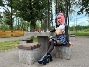 If this kitty were in front of your face would you be able to hide the