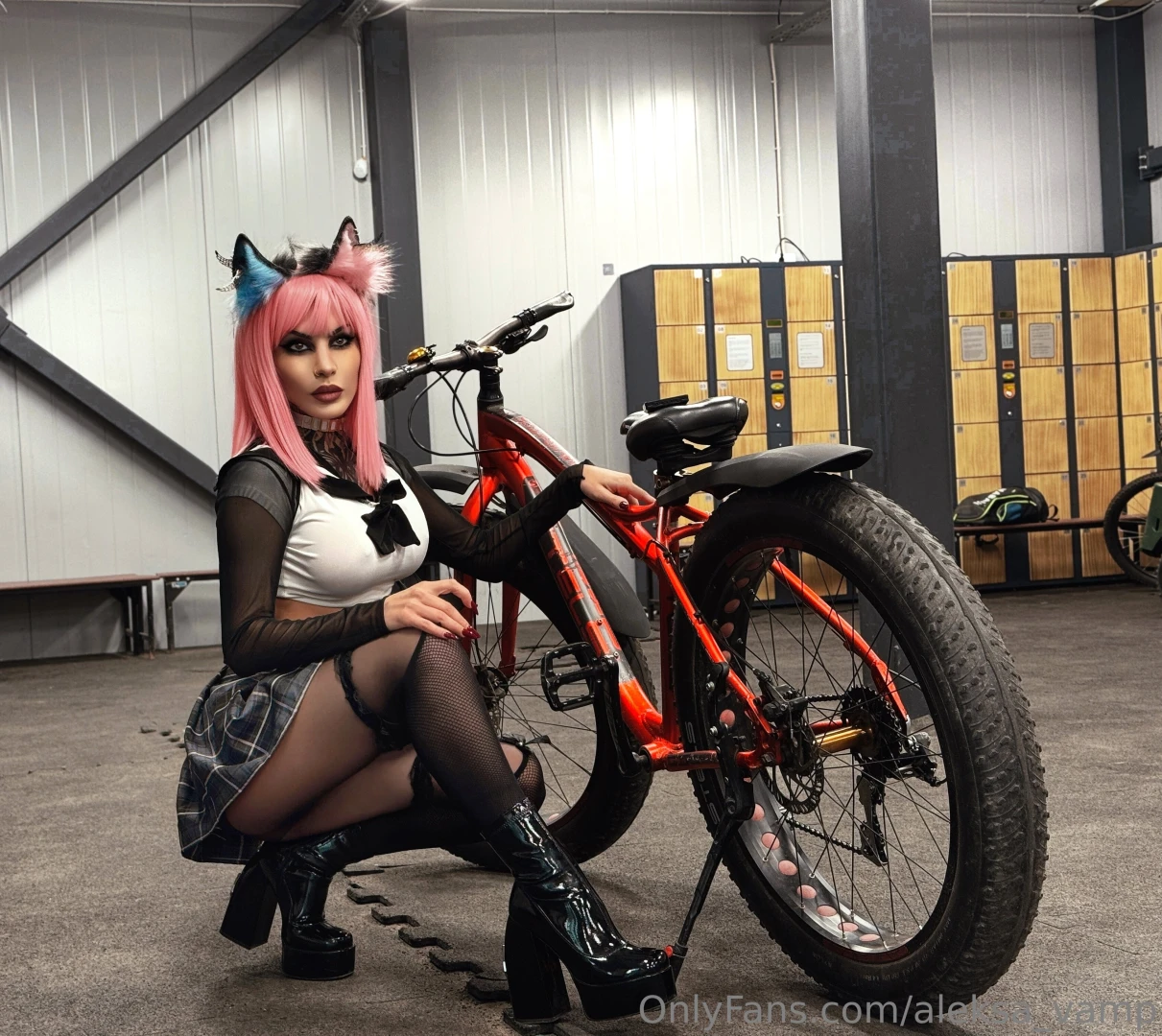 You think you re just scrolling but your body s already reacting isn t 