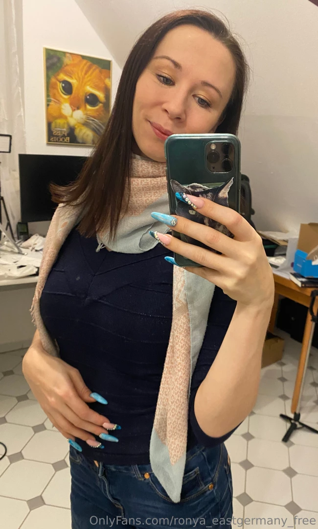 So erstmal ein wenig auf achse und heute abend wieder online 