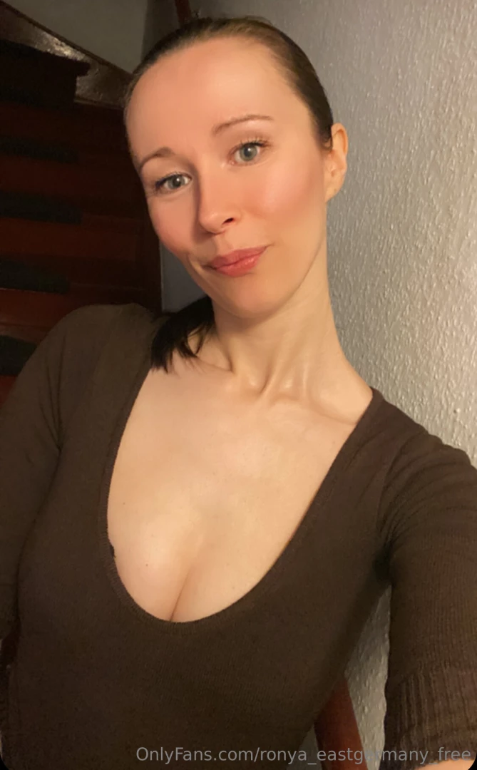 Bin gut in leipzig angekommen morgen bin ich beim karneval habt einen 