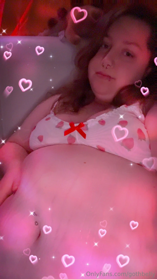 I look so cute in my lil strawberry fit 3 part 2 