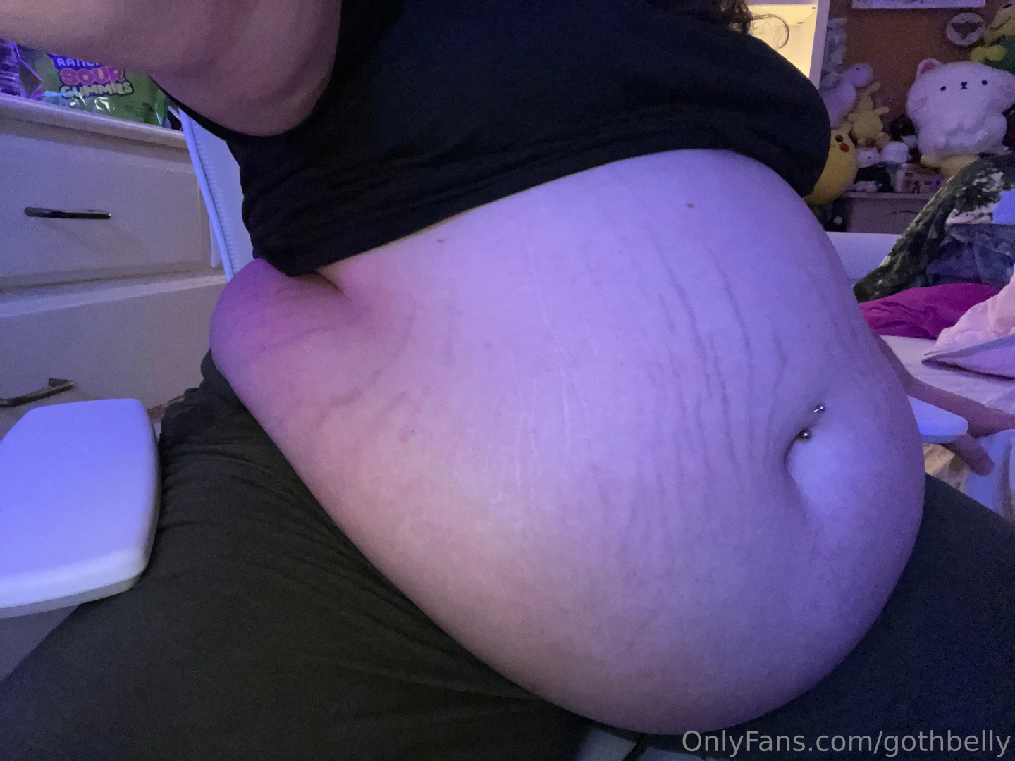 Hey yall just updating you with some belly hehe let s hope i can push part 1 