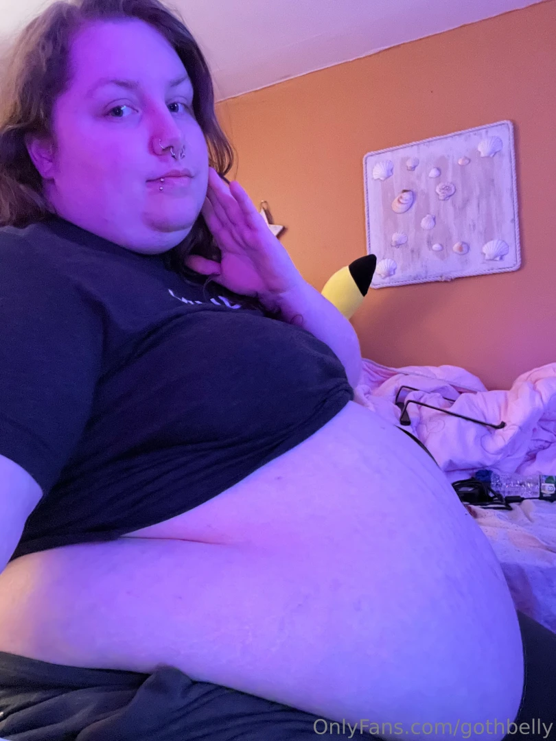 Hey yall just updating you with some belly hehe let s hope i can push part 2 