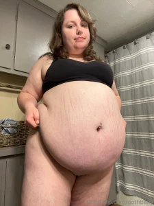 Here s a photo dump of me looking as big as ever like damn look at part 7