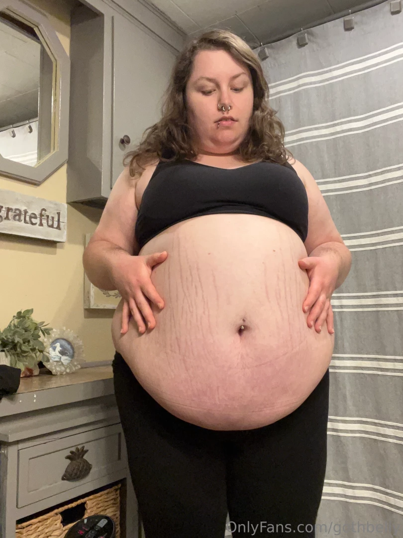 That hang is getting kinda crazyyyy omg hehe i can t wait for my belly part 1 