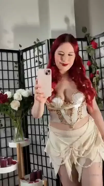 Feel like a hot siren 