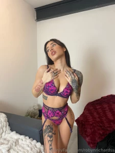 What do you look for in a girl x