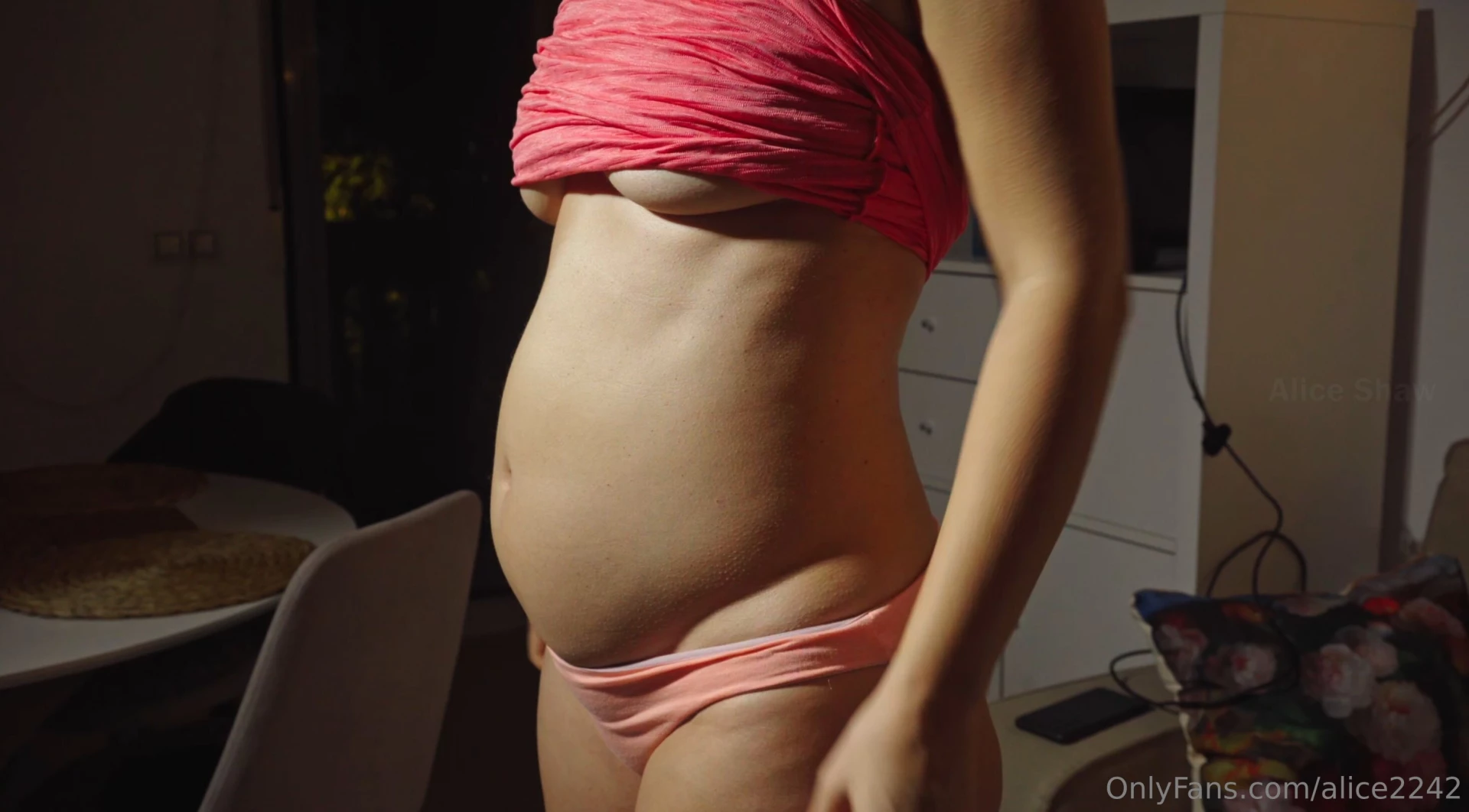 Very bloated in a pink dress hey guys in this video i m in pink dress part 1 