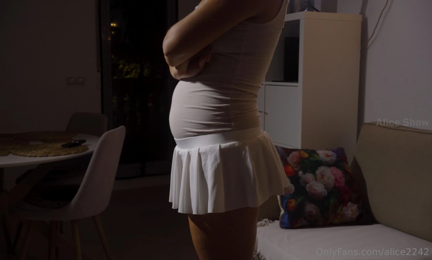 White outfit round belly hey guys this video is all about showing off 