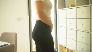 Before amp after lunch belly growth measured hey guys in this video i part 1