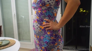 Eating burping and stuffed belly play hey guys this video is fully part 2