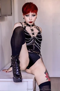 Don t let my frame fool you i m mistressroxybdsm a girl to be reckoned part 2