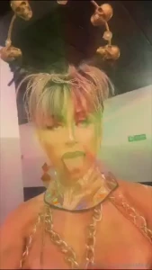 New day new show rate this image in the comments